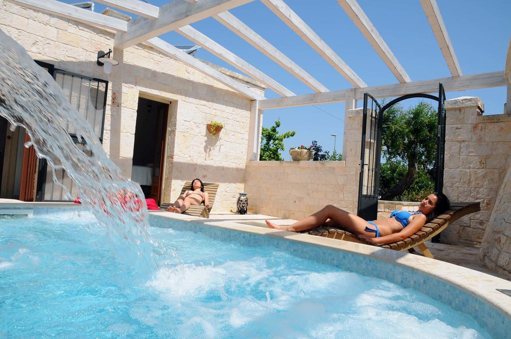 Micele Holiday Houses Locorotondo Esterno foto