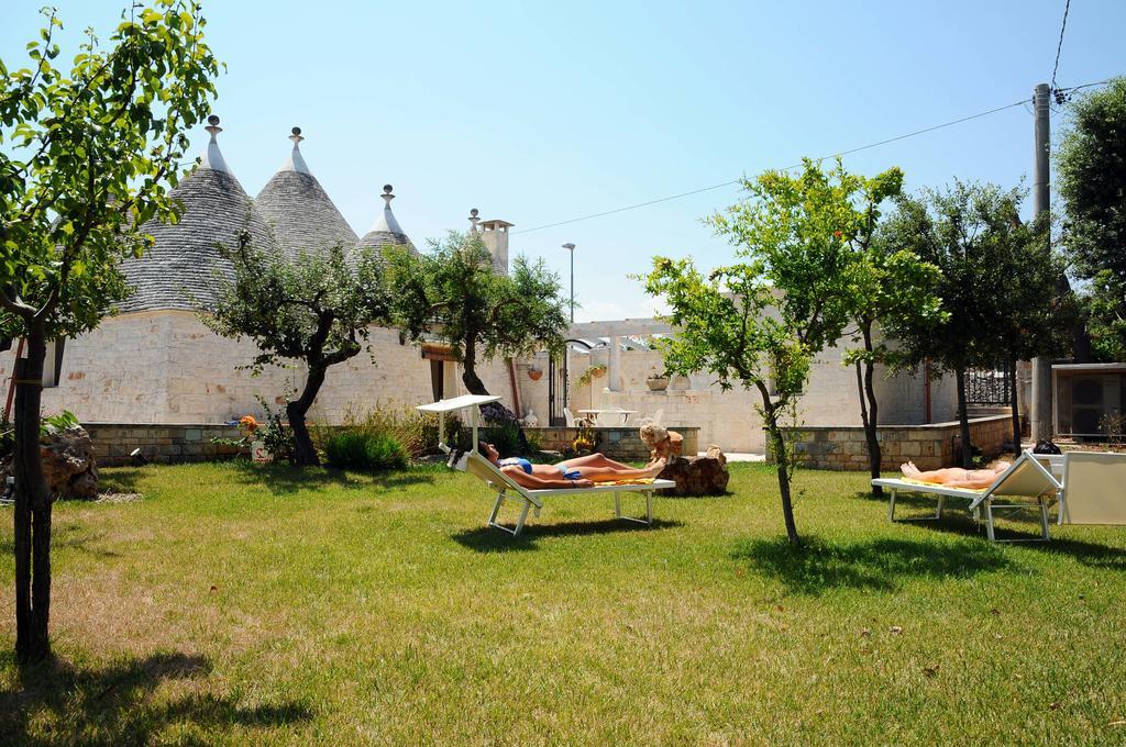 Micele Holiday Houses Locorotondo Esterno foto